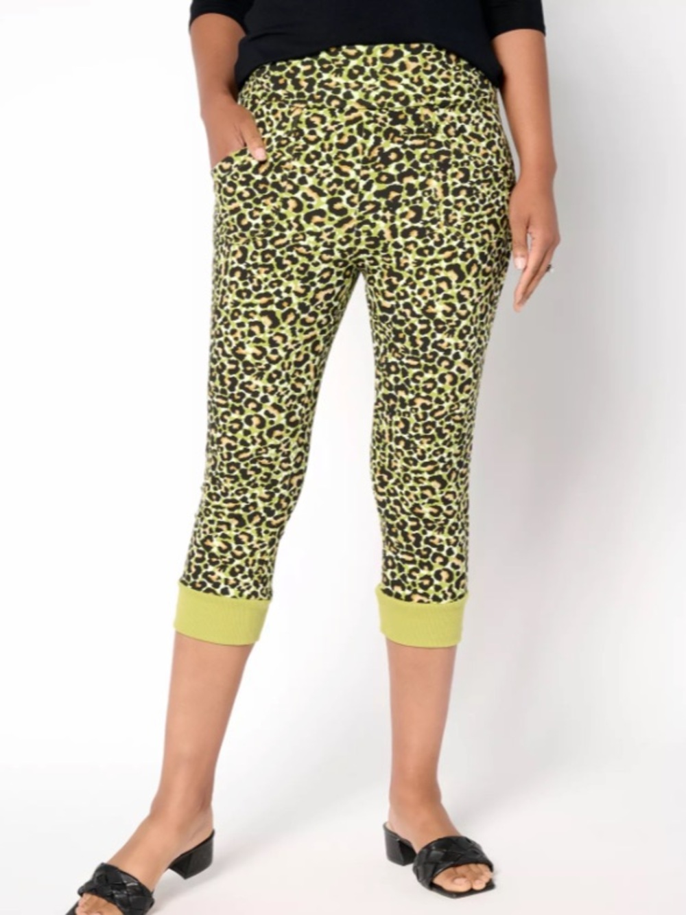 LOGO by Lori Goldstein Regular Knit Capri Pants split pea size 5X